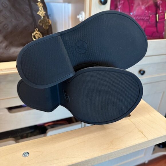 LOUIS VUITTON SATIN SIZE 38 BLACK AND WHITE POLKA DOTS BOOTIES - Picture 7 of 7